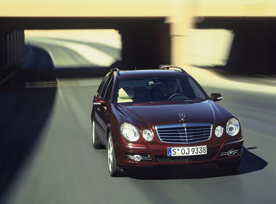  Mercedes-Benz E-Class Estate 2007 года  (фото 36 из 43)